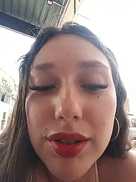 Pokazy przed kamerką – Naughty-Samanta-