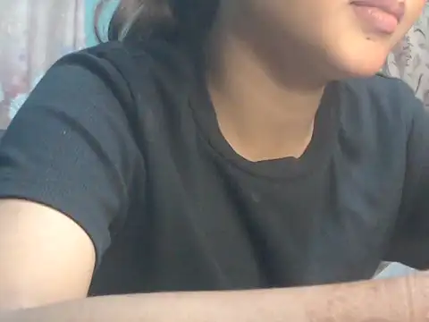 NancyRuvi 即時 XXX 聊天