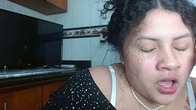 Baby_dirt Live XXX Chat