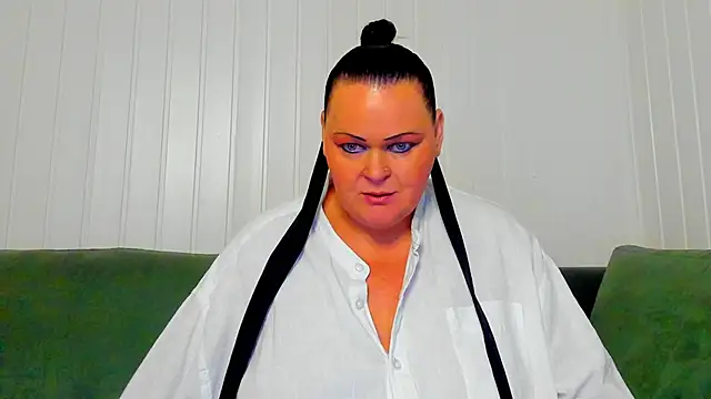 MilanaBiegertのライブXXXチャット