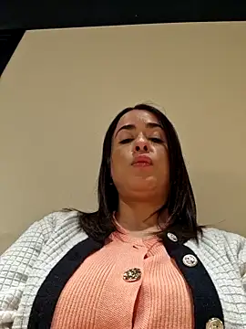 LydiaMaus96 – Naživo XXX chat