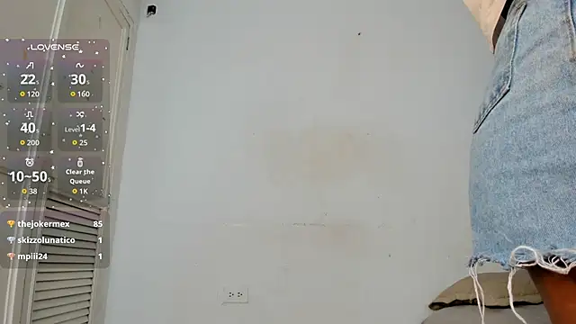 Chat +18 de miranda_villa ao vivo