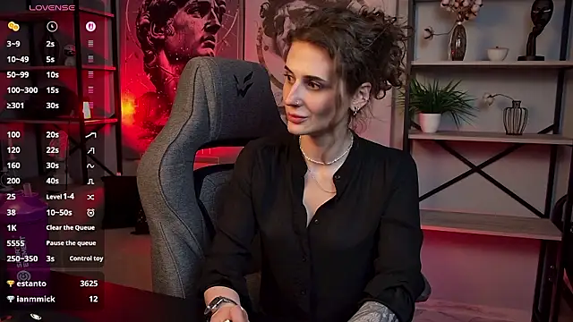 OliviaMcClean – Naživo XXX chat