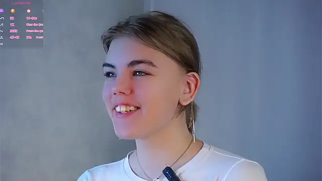 MelodyBaur Chat XXX in diretta