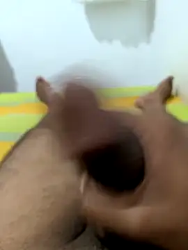 Pokazy przed kamerką – crazy_boy55