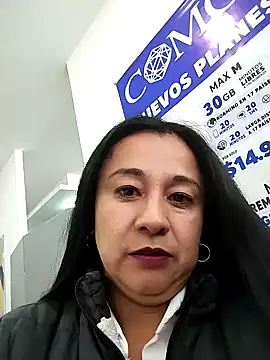 Luna--7 Chat XXX in diretta