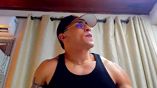 عرض كام adrian_ray