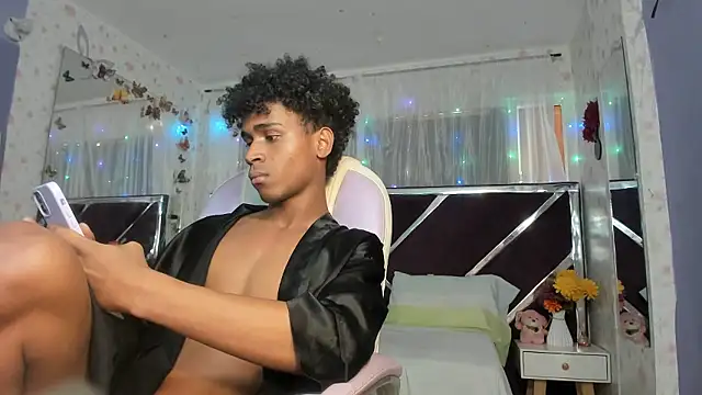 Show de Santy_bigcock_01 na webcam