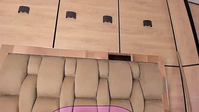 Chatroom XXX en direct de karol_lewiss