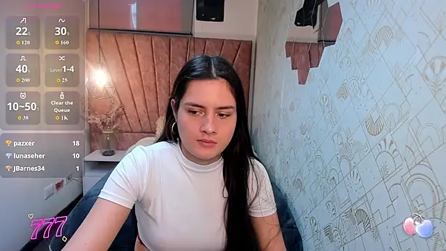 Zoe__Taylor__ 即時 XXX 聊天