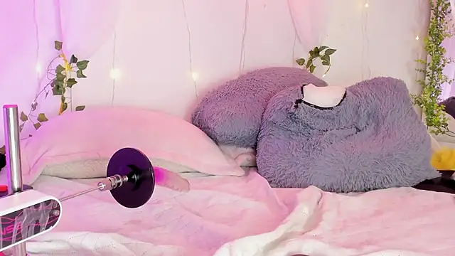 eimi_rosse18's Live XXX Chat