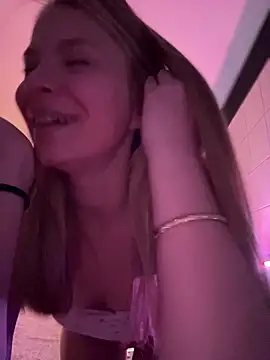 AnastasiaAniess 라이브 XXX 채팅