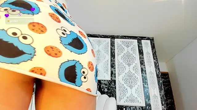 AngelinaAustin 라이브 XXX 채팅