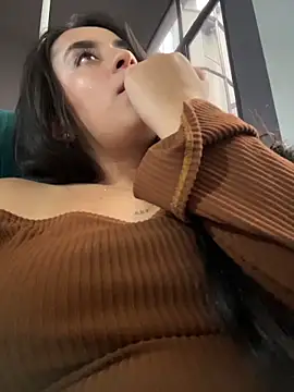 Antonella_Julieta webkamerás műsora