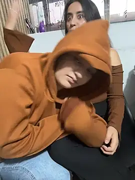 Antonella_Julieta – Naživo XXX chat