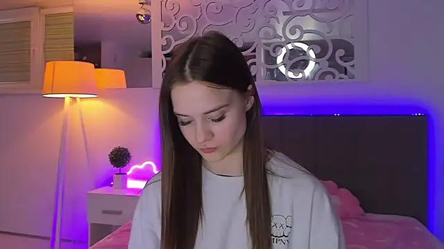 LuisaClover Chat XXX in diretta