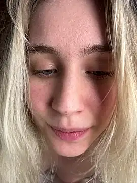 Show de LovelyMiu na webcam