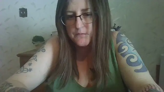 Chat XXX en directo de Madeline_Beau