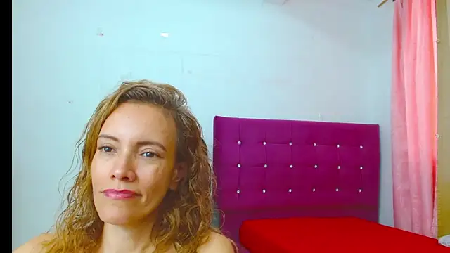 chantalsemenova1: απευθείας συνομιλία ΧΧΧ