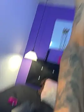 Karim_mansur 即時 XXX 聊天