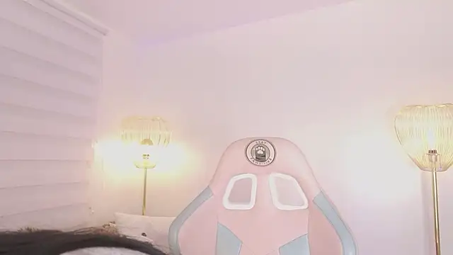 Adaline_Hoffman 라이브 XXX 채팅