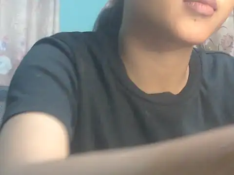 NancyRuvi: онлайн-секс-чат