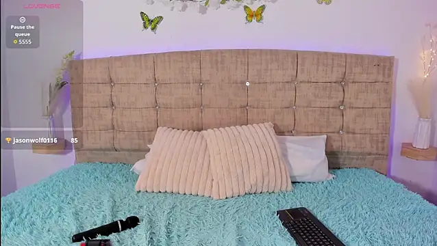 Chat +18 de Catherine_summer1 ao vivo