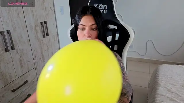 Czat XXX na żywo – Victoryyy_