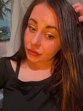 DaisyStreet's Live XXX Chat