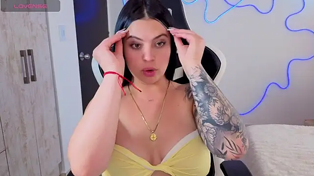 Victoryyy_ Chat XXX in diretta