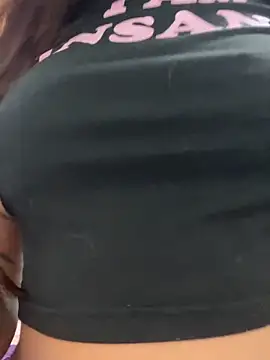 AliceMrtnz élő XXX-chatje