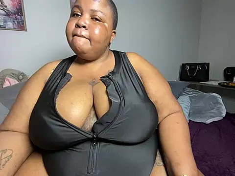 MissLola27 – Live XXX-chat