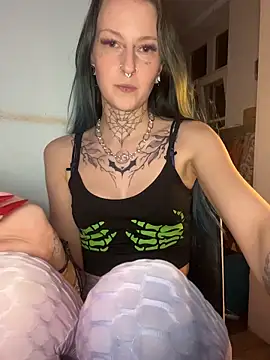 BlueVelvetBat420's Live XXX Chat