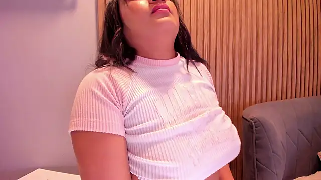 Sariitaa_'s Live XXX Chat