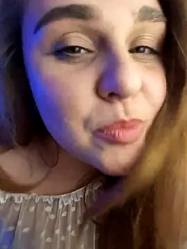 Juicy_PeachLux's Live XXX Chat