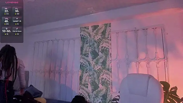 _sharlotte777のライブXXXチャット