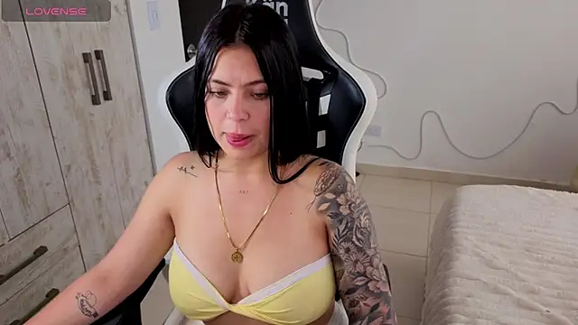 Онлайн чат XXX Victoryyy_