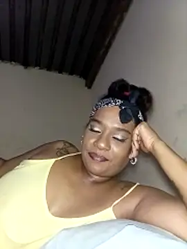 MiZzCreatorのライブXXXチャット