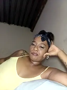 Chatroom XXX en direct de MiZzCreator