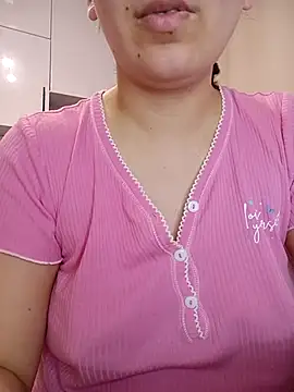 Emi_hot1 Live XXX-chat