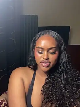 Realriyaaa's Webcam Show