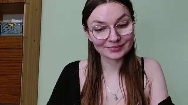 LooveELLYx Chat XXX live