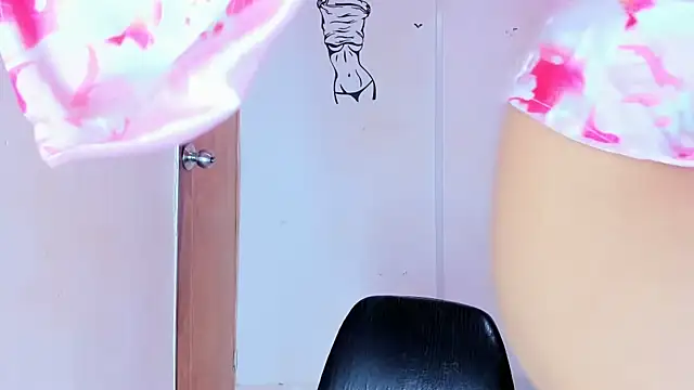 Emily_Coper18 Live XXX-chat