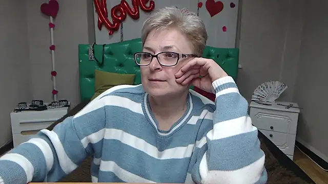 EmiliaGree Live XXX-chat