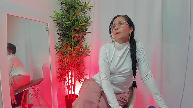 Chatroom XXX en direct de AnnaArela