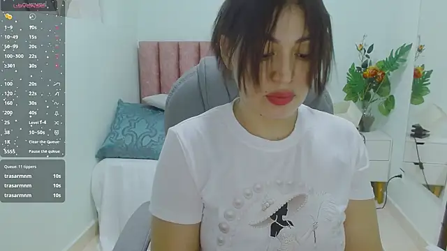 sophia_hadid Chat XXX in diretta