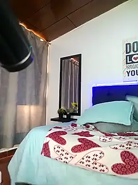 Keyla01_ Adlı Modelin Canlı XXX Sohbeti