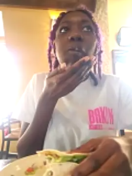 oliviaprettypussy লাইভ XXX চ্যাট