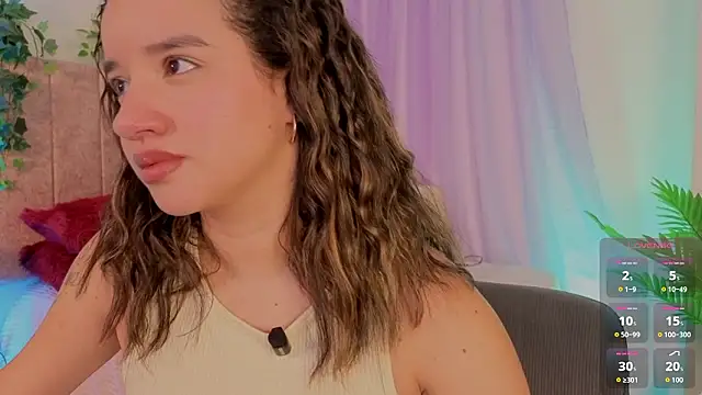 emilyrouxe live XXX chat