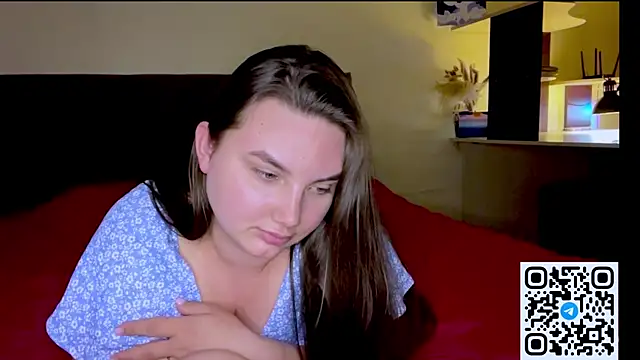 Dreamyblushfairy Adlı Modelin Canlı XXX Sohbeti